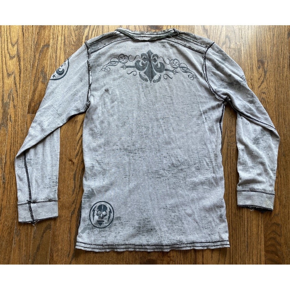 VTG Y2K Affliction Shirt Size XL Reversible Long Sleeve Wing Skull Gray MMA - Picture 8 of 8